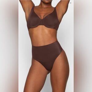 SKIMS Chocolate Brown Fabric NWOT